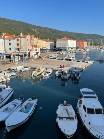 Apartment Concetta Cres Kültér fotó